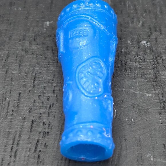 Monster High Robecca Steam First Wave Blue Bracelet Doll Accessory - Picture 3 of 5